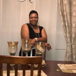 Meet your Posher, Christine